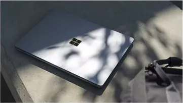 Microsoft Surface Laptop