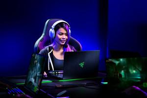 RAZER BLADE 18"' QHD+ I9 13950HX 16Go RTX 4060 1To SSD RGB W11