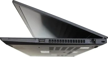 ThinkPad T490