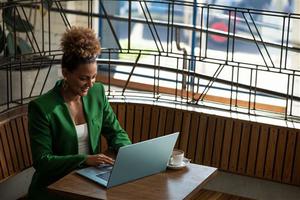 Acer Swift Edge SFA16-41-R7GJ