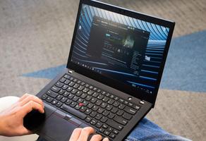 Lenovo ThinkPad T490s